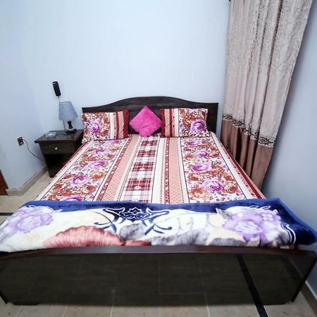 קראצ'י Season Inn מראה חיצוני תמונה