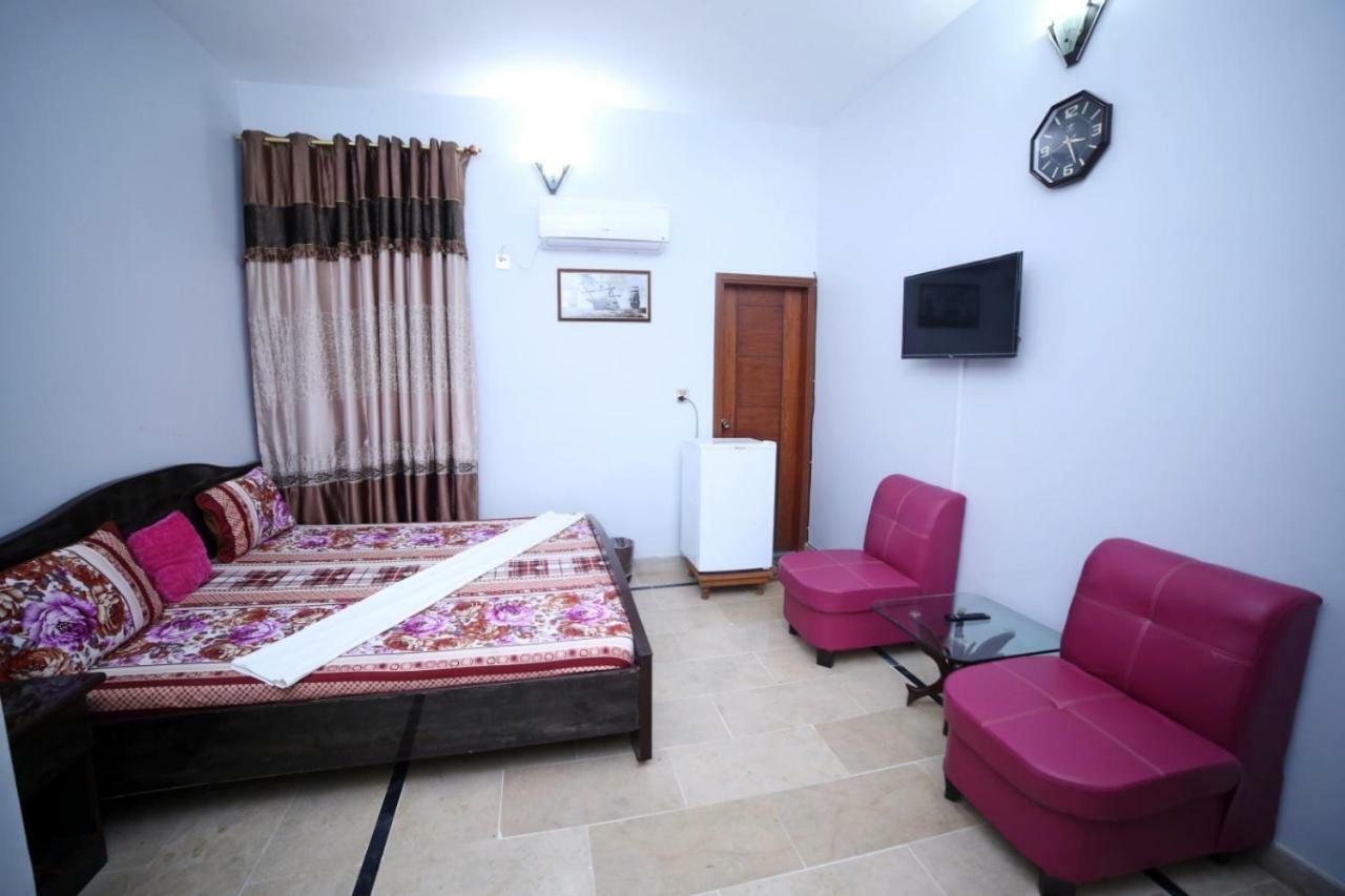 קראצ'י Season Inn מראה חיצוני תמונה